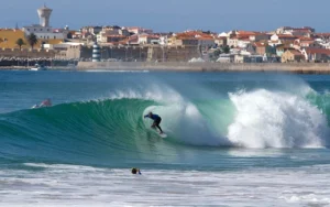 Surf spot Peniche.jpg