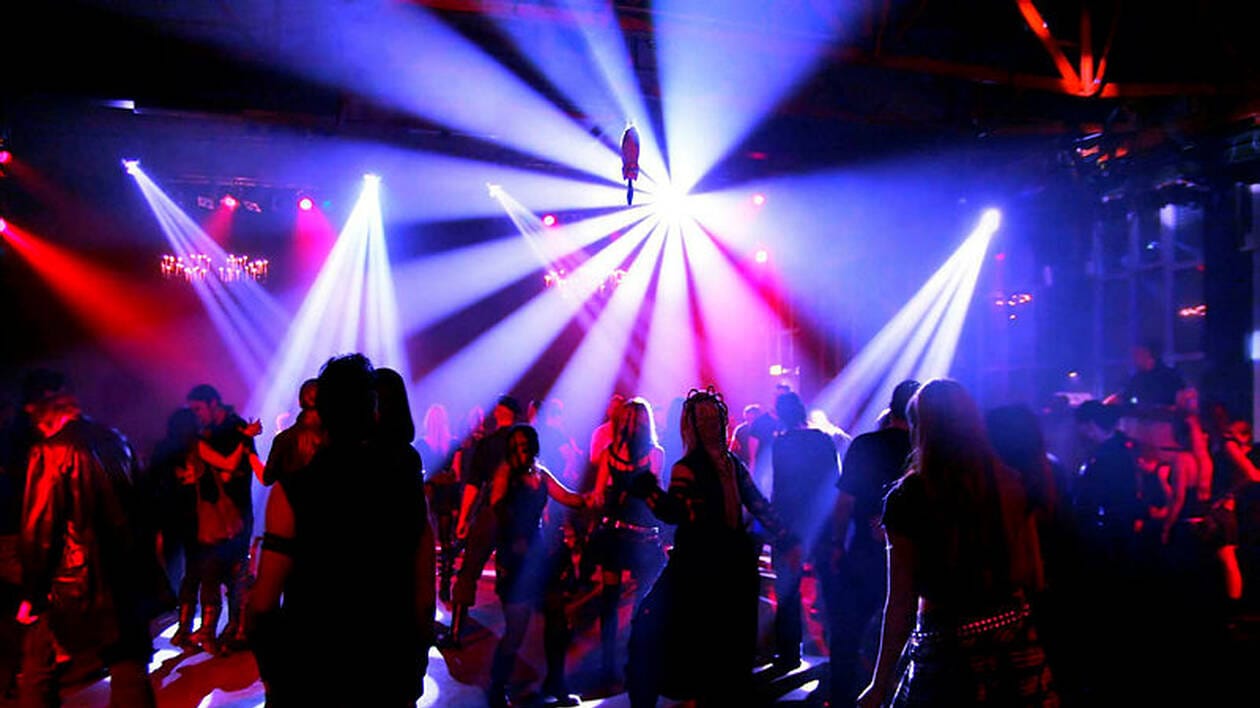 Image illustrative de l'article "WEI en Nouvelle-Aquitaine : où partir pour un week-end d’intégration réussi"